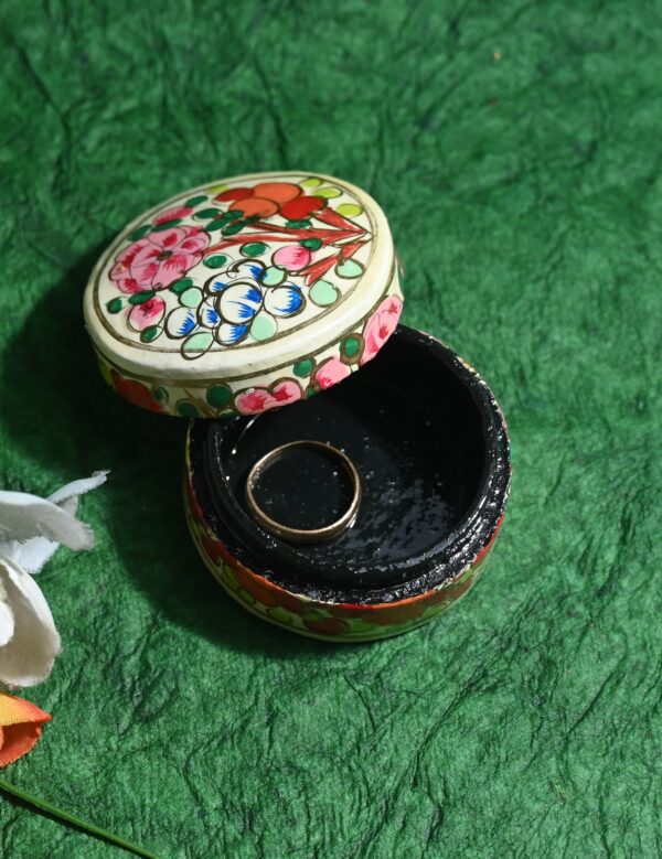 Kashmiri Paper Mache Box - Image 2