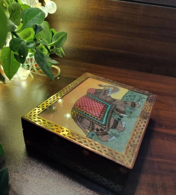 Handmade Rajasthani Box (5 inch) - Image 4