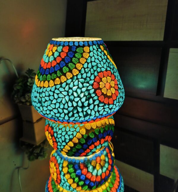 Handmade 9 inch  Mozaic Table Lamp - Image 2